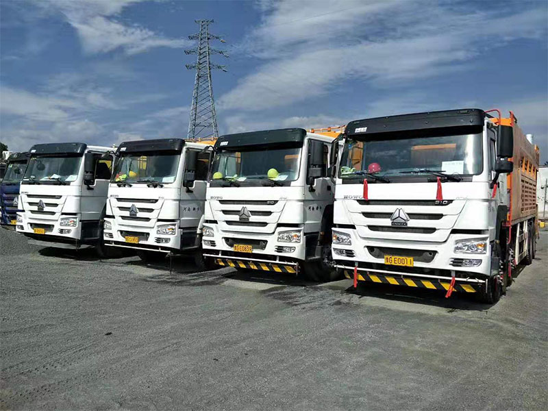 稀漿封層車(chē)微表處施工